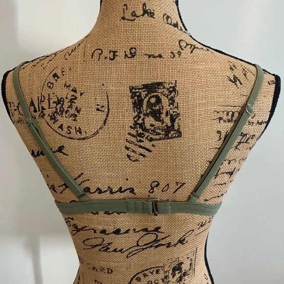 Hollister bikini top in olive size medium - Picture 5 of 7